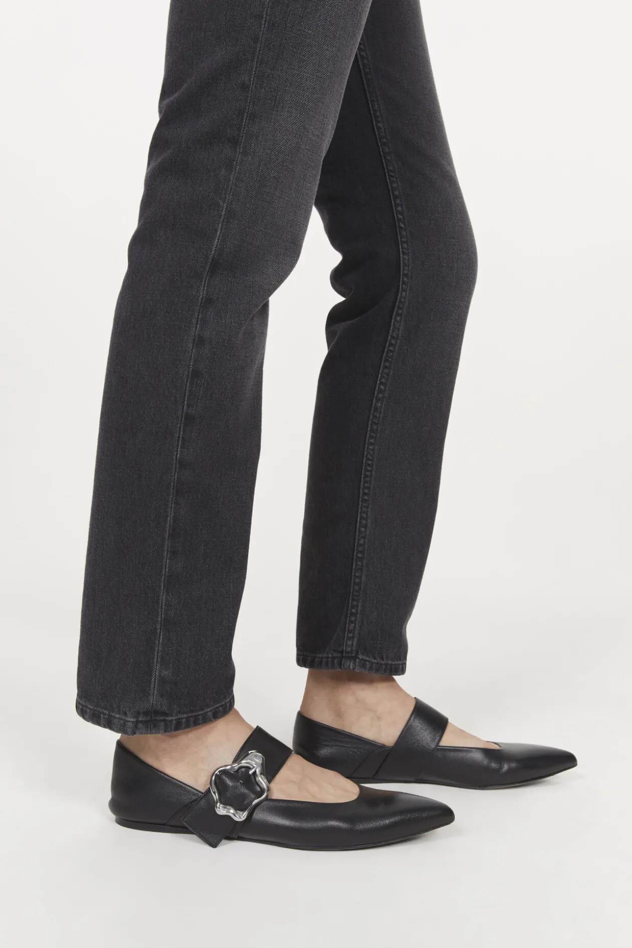 Aura Coral Flats Rodebjer